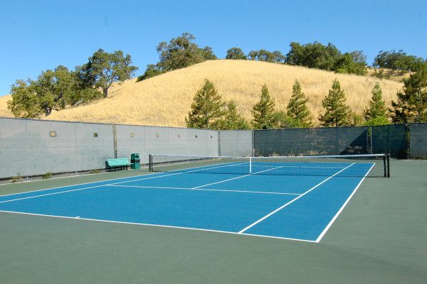 Hidden Valley in Danville, CA. 4 Bedroom on court location near Award Winning Schools,Community Pool and Tennis
